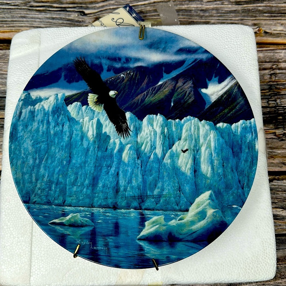 Bradford Ex. Vintage Plates. Alaska: The Last Frontier Series "Icy Majesty”​